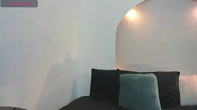 Snapshot of lucy_rouse1 chatting on 30, 4, 2026 lucy rouse1 online show from 30, 4, 2026