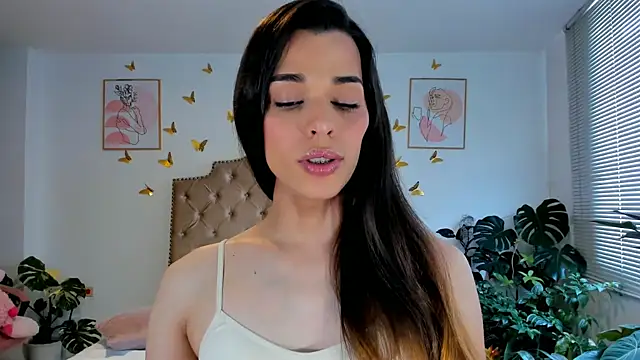 bella grego online show from 10, 6, 2026