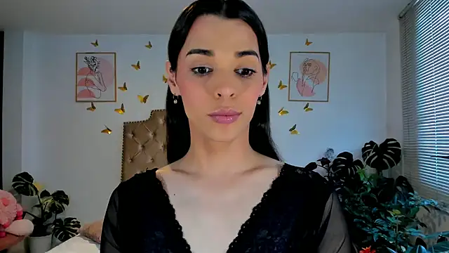 bella grego online show from 8, 7, 2026