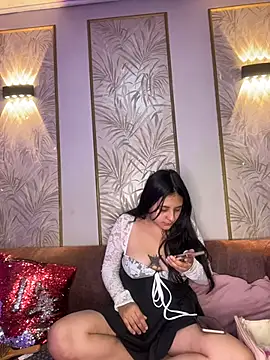 Maggiee 1 online show from 18, 7, 2026