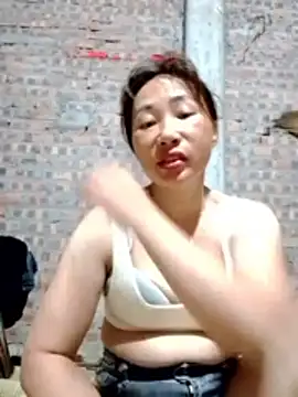 Snapshot of Tieuthu2 chatting on 22, 4, 2026 Tieuthu2 online show from 22, 4, 2026