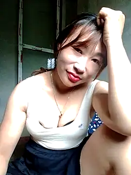 Snapshot of Tieuthu2 chatting on 2, 5, 2026 Tieuthu2 online show from 2, 5, 2026