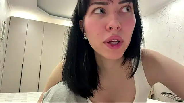 Snapshot of LuisaAlconcel chatting on 16, 5, 2026 LuisaAlconcel online show from 16, 5, 2026