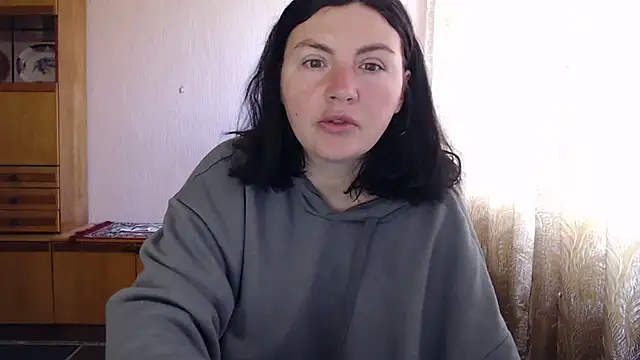 AlinaxJames online show from 4, 5, 2026