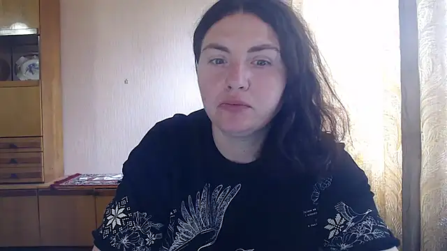 AlinaxJames online show from 5, 7, 2026