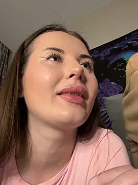 kittieSquad online show from 7, 5, 2026