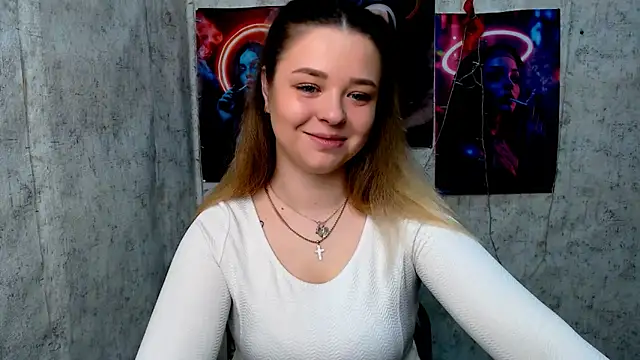 NicoleAura online show from 24, 4, 2026
