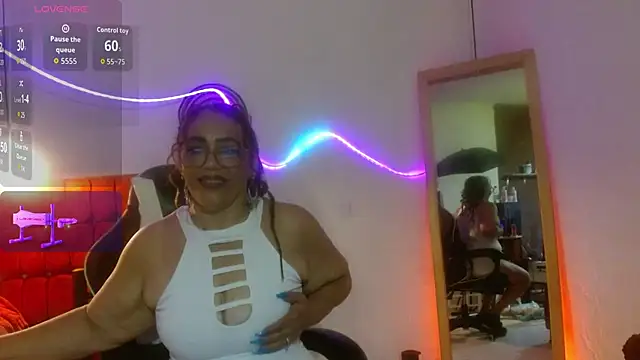 Sweet-Mommy-Milf online show from 3, 5, 2026