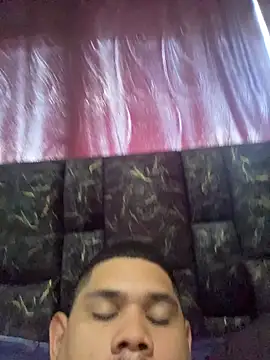 Andrew2428 online show from 18, 4, 2026