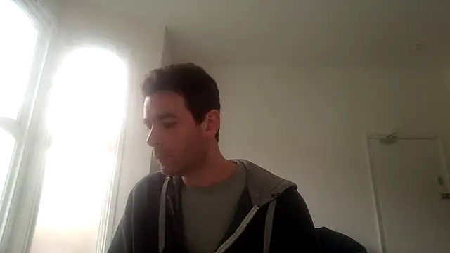 Snapshot of frenchbdmaninlondon chatting on 8, 5, 2026 frenchbdmaninlondon online show from 8, 5, 2026