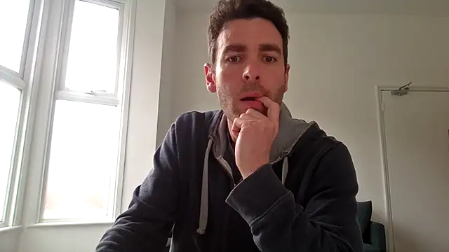 Snapshot of frenchbdmaninlondon chatting on 11, 5, 2026 frenchbdmaninlondon online show from 11, 5, 2026