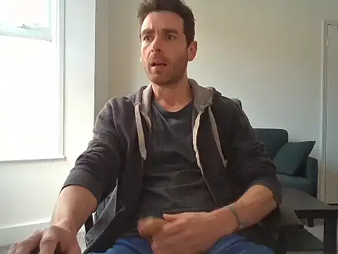 Snapshot of frenchbdmaninlondon chatting on 13, 5, 2026 frenchbdmaninlondon online show from 13, 5, 2026