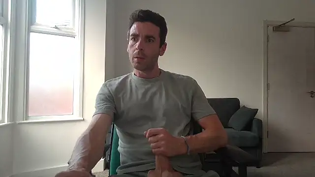 Snapshot of frenchbdmaninlondon chatting on 27, 6, 2026 frenchbdmaninlondon online show from 27, 6, 2026