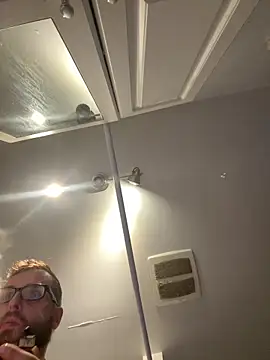 whithedick666 online show from 2, 5, 2026