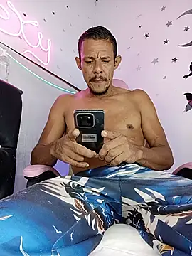El junior21 online show from 8, 6, 2026