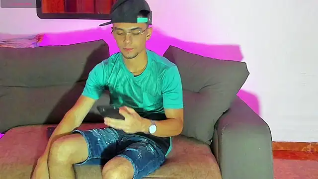 Teo Rave online show from 7, 6, 2026
