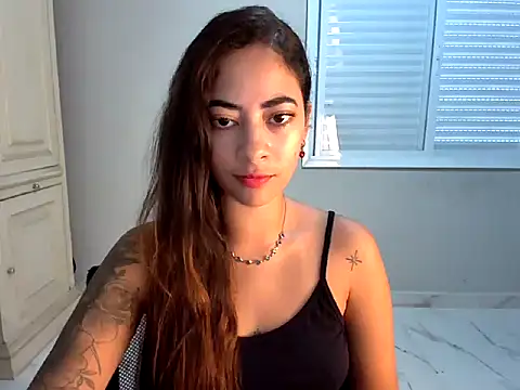 CurlySurfer online show from 28, 4, 2026