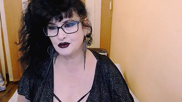 Snapshot of QuuenOfSin chatting on 8, 12, 2024 QuuenOfSin online show from 8, 12, 2024