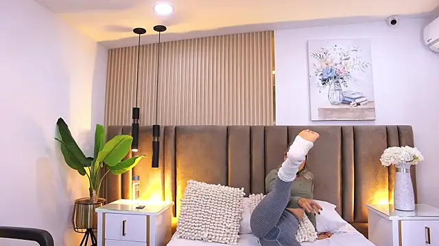 EvaRios  online show from 22, 4, 2026