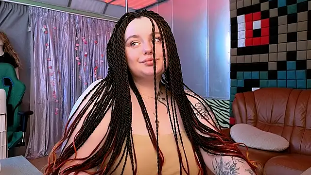 CatherineClaire online show from 5, 6, 2026