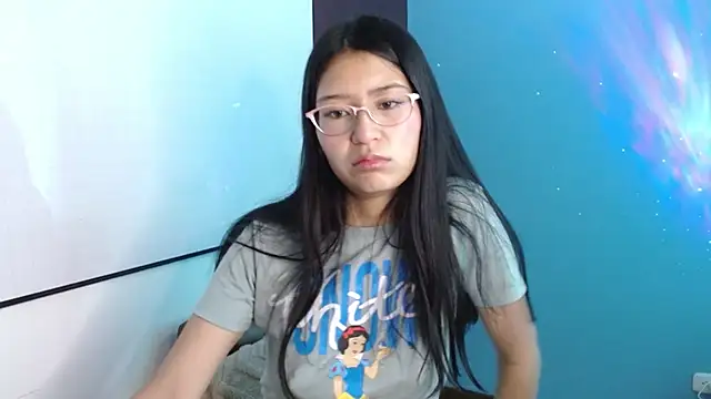 Snapshot of Danii_rizzo chatting on 27, 4, 2026 Danii rizzo online show from 27, 4, 2026