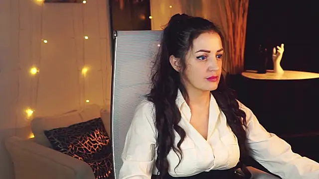 AureliaVane online show from 19, 5, 2026