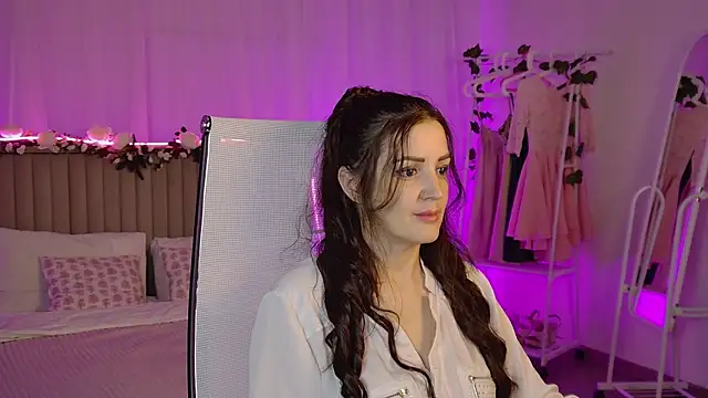 AureliaVane online show from 23, 6, 2026