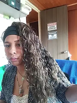 Ivon C online show from 8, 5, 2026