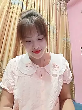 Ly-sexyy online show from 12, 6, 2026