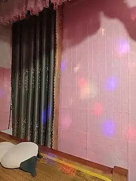 Ly-sexyy online show from 1, 7, 2026