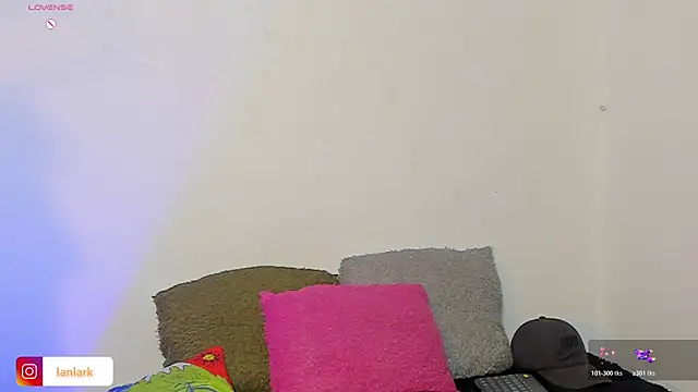  IanLark online show from 7, 7, 2026