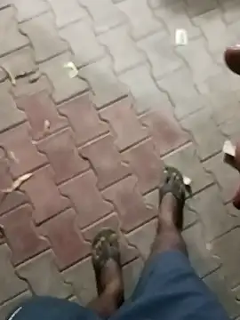 hot boy 27  online show from 22, 4, 2026