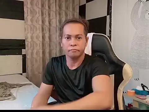 FuckMeeGUYS online show from 21, 7, 2026