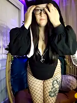 SpookyMadz online show from 4, 5, 2026