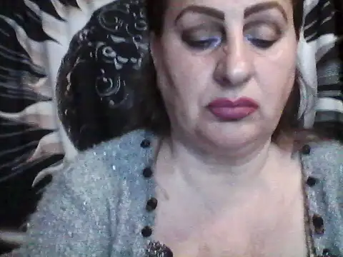Snapshot of LoaqLovew chatting on 5, 5, 2026 LoaqLovew online show from 5, 5, 2026