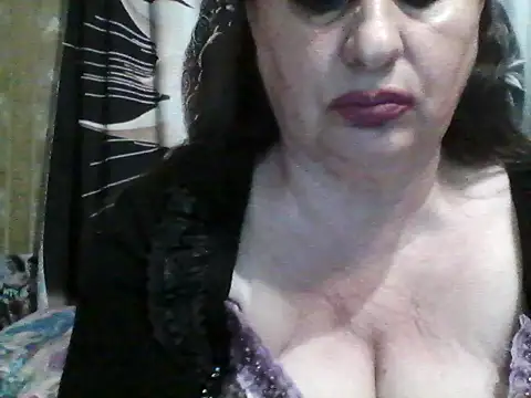 Snapshot of LoaqLovew chatting on 11, 5, 2026 LoaqLovew online show from 11, 5, 2026