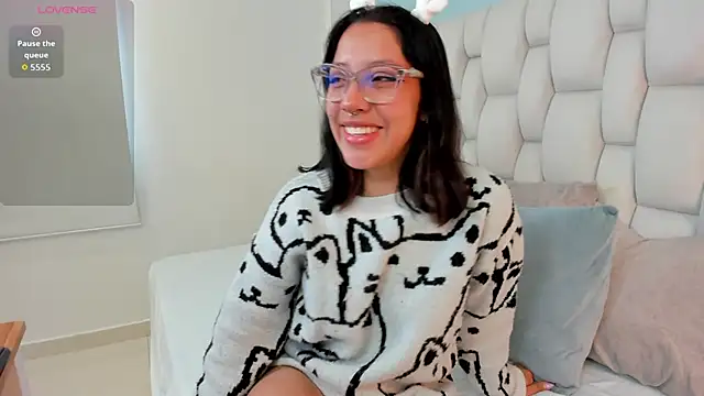 vayra moon online show from 26, 5, 2026