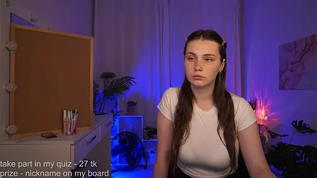 Snapshot of BettyMarlowe chatting on 23, 6, 2026 BettyMarlowe online show from 23, 6, 2026