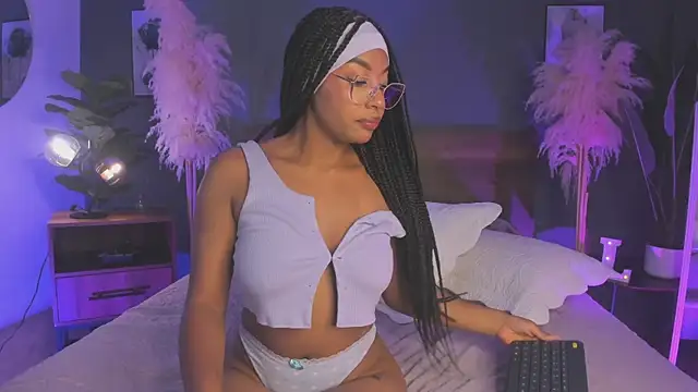 Lynncute online show from 25, 6, 2026