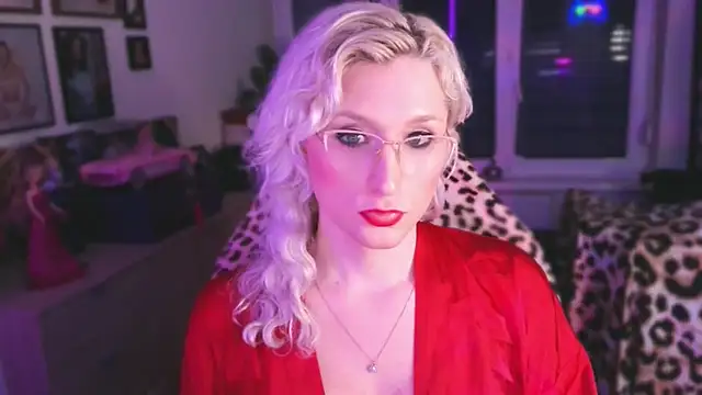 Madame Blonde online show from 23, 4, 2026