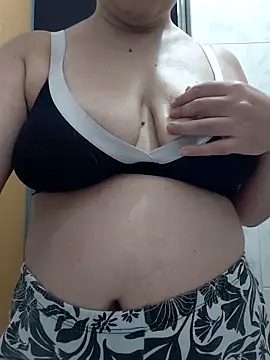 SweetyNaugthy online show from 25, 4, 2026