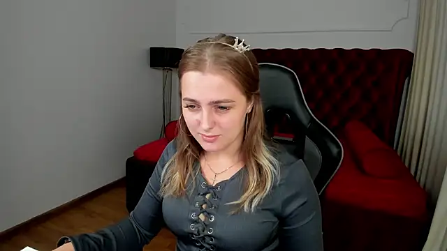EllaBells online show from 24, 7, 2026