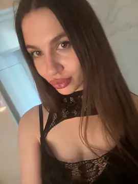 Maya033q online show from 19, 6, 2026