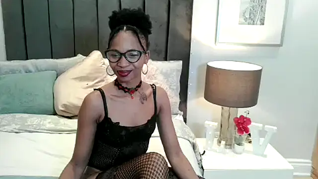 Snapshot of Miss-Erotic-Narcotic chatting on 4, 6, 2026 Miss-Erotic-Narcotic online show from 4, 6, 2026