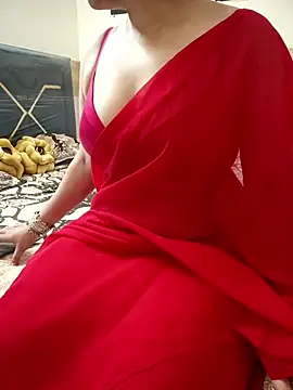 Snapshot of Aayaat__ chatting on 5, 8, 2026 Aayaat online show from 5, 8, 2026