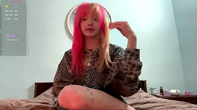 sarawhisperr online show from 24, 5, 2026
