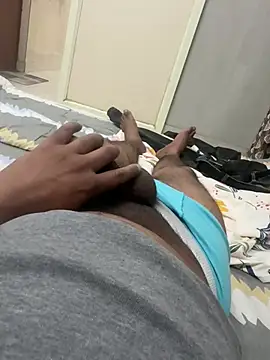 kmikem8 online show from 24, 4, 2026