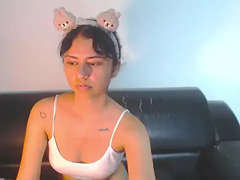 BellaLuxxs online show from 16, 5, 2026