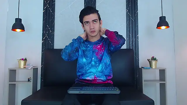 Feiccer Castquer online show from 4, 5, 2026