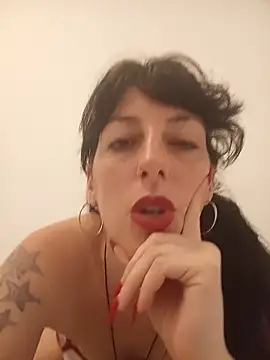 Valeriadolce online show from 8, 6, 2026